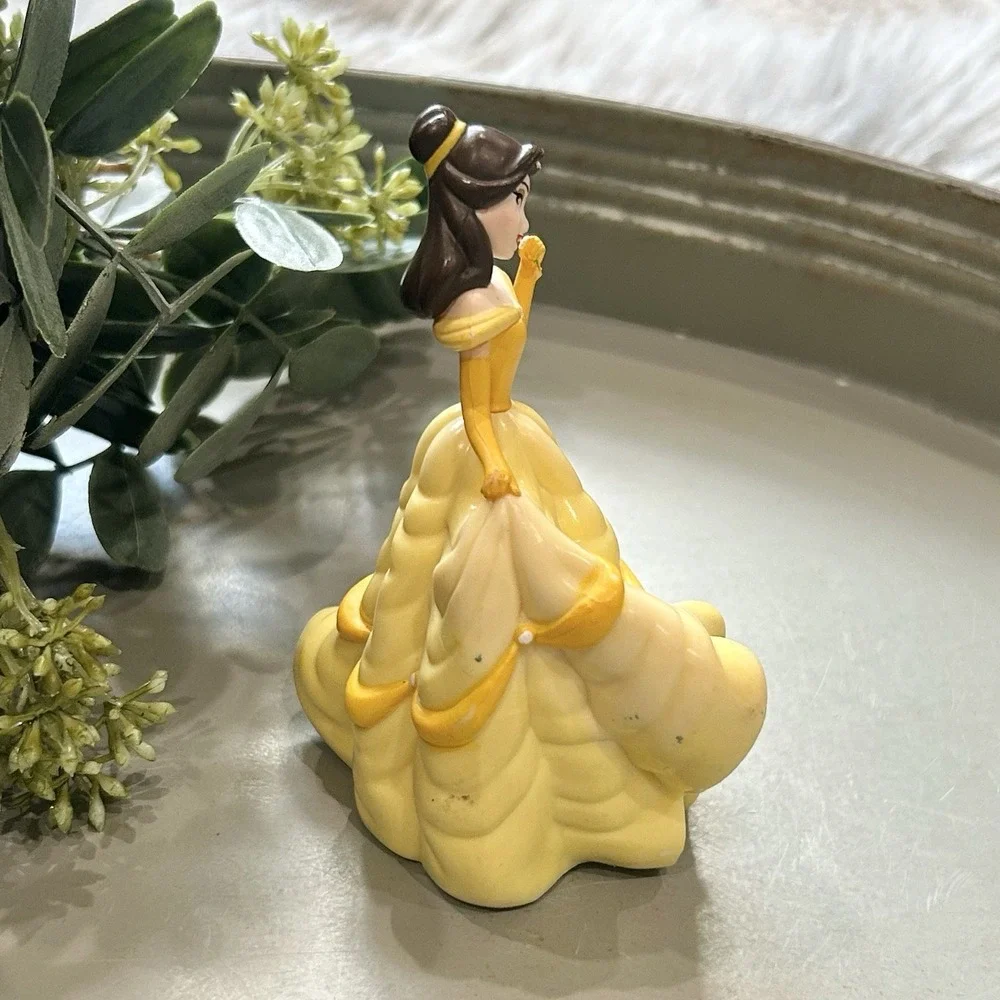 Disney Beauty‎ & The Beast Belle Collectible Figurine set Character Yellow Dress